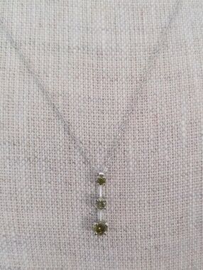 New Dainty Sterling Silver Necklace with Green Peridot Gemstone Pendant, Fas